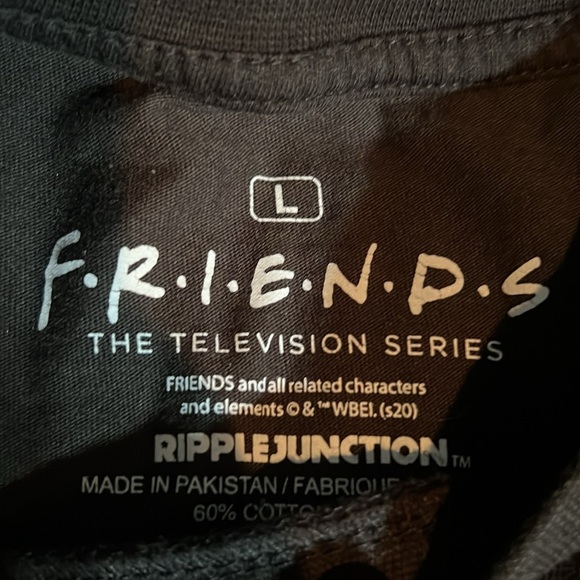 Friends Central Perk T-Shirt - Picture 4 of 6